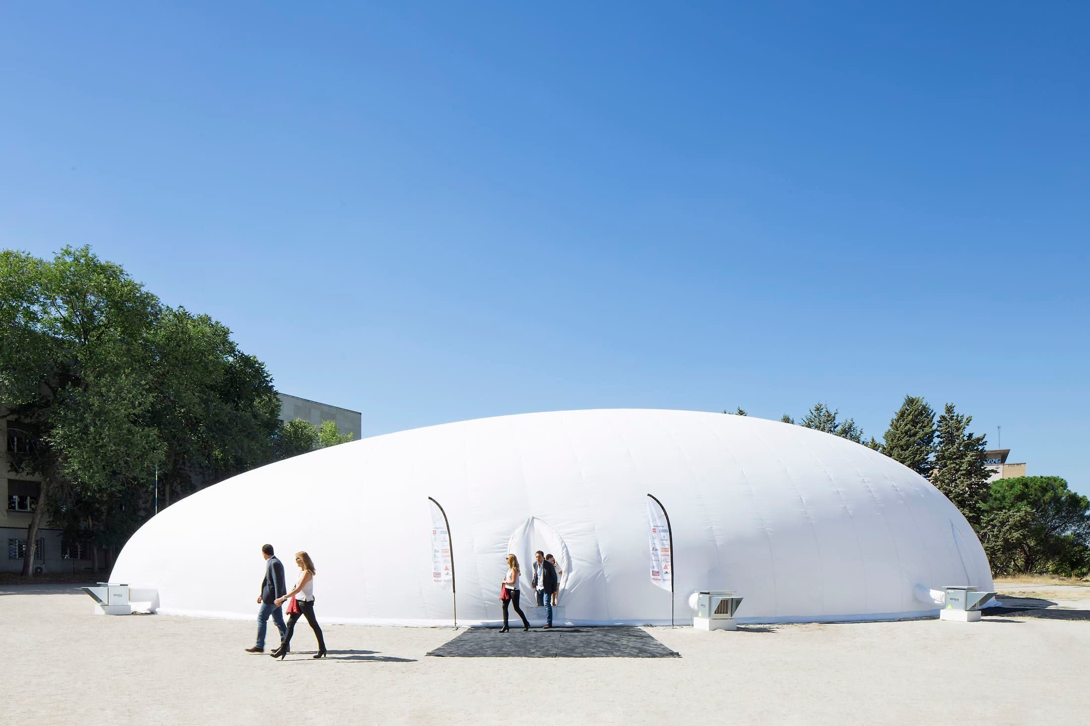 architecture-easa-spain-a-giant-vagina.jpg